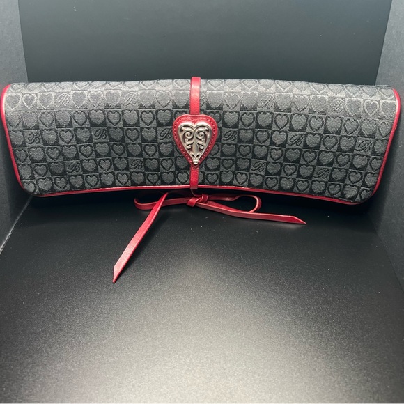 Pre owned good condition Brighton makeup brush roller case - Picture 10 of 10